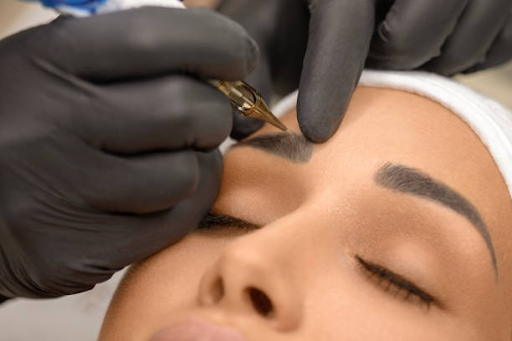 Understanding the Healing Process of Microblading: Daily Expectations