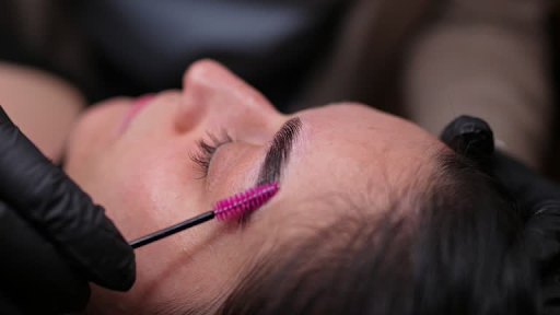 Strategies for Maintaining Microbladed Brows Over Time